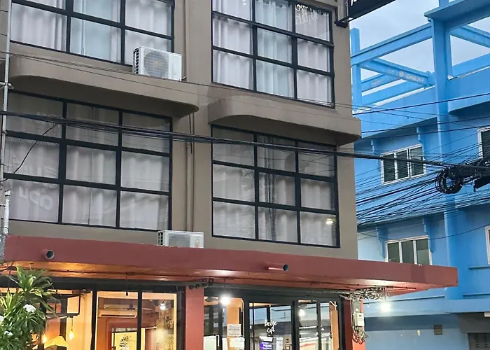 Beige Poshtels + Netflix Auberge de jeunesse