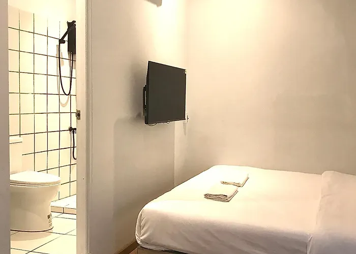 Beige Poshtels + Netflix Auberge de jeunesse *