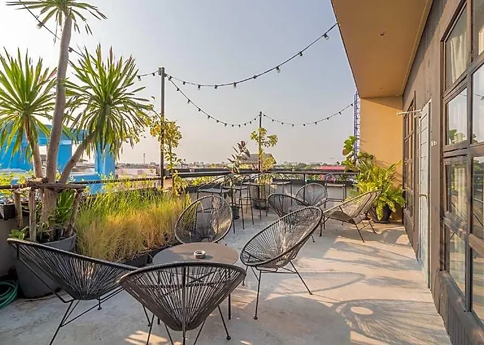 Auberge de jeunesse Beige Poshtels + Netflix *