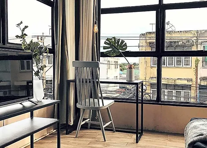 Beige Poshtels + Netflix Auberge de jeunesse *